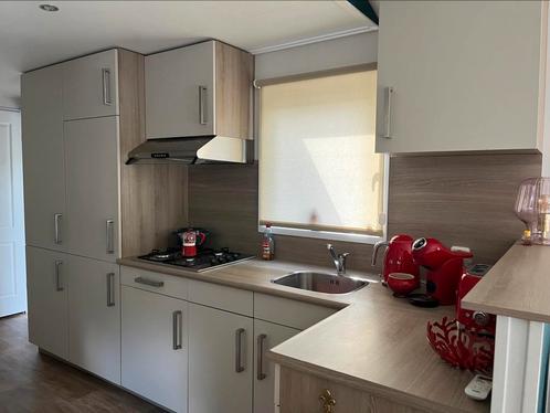 Volledige keuken kleine L zand/hout kleur 3.40 lang, Huis en Inrichting, Keuken | Complete keukens, Zo goed als nieuw, Overige typen
