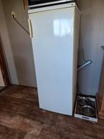 Etna koelkast kastmodel wit, 200 liter of meer, Zonder vriesvak, Gebruikt, 140 tot 160 cm
