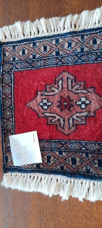 Perzische tapijtje, per stuk €12,50 samen €20,00 beschikbaar voor biedingen