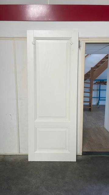 Te koop nieuwe paneeldeur beschikbaar voor biedingen