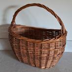 Grote rieten mand met hengsel, Gebruikt, Mand, Ophalen of Verzenden, Riet