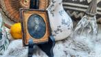 Ambrotype (foto op glas) van jonge man met das, circa 1860, Gebruikt, Foto, Ophalen of Verzenden, Voor 1940