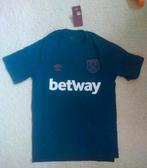 NIEUW West Ham United travel tee 2020/21 - maat M, Kleding | Heren, Zo goed als nieuw, Voetbal, Umbro, Verzenden