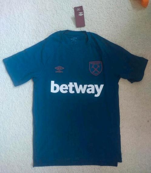 NIEUW West Ham United travel tee 2020/21 - maat M, Kleding | Heren, Sportkleding, Zo goed als nieuw, Voetbal, Maat 48/50 (M), Blauw