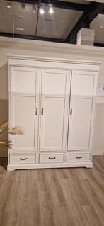 Showmodel Savigno 3 deurs kast wit, Ophalen, Nieuw, 25 tot 50 cm, 200 cm of meer
