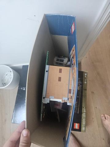 LEGO Creator Expert 10270 Boekenwinkel beschikbaar voor biedingen