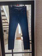 Te koop blauwe damesspijkerbroek, maat 40, merk Esmara., Blauw, Zo goed als nieuw, W30 - W32 (confectie 38/40), Esmara