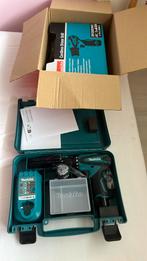 Makita 12v NEW!!, Doe-het-zelf en Verbouw, Gereedschap | Boormachines, Ophalen of Verzenden, Zo goed als nieuw, Boor- en Schroefmachine