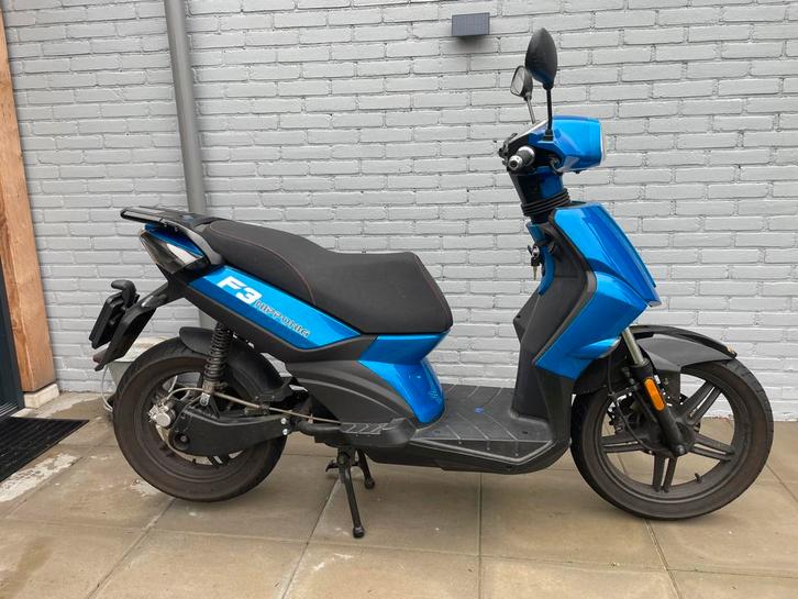 Nipponia elektrische 45 km scooter, Fietsen en Brommers, Snorfietsen en Snorscooters, Zo goed als nieuw, Overige merken, Elektrisch