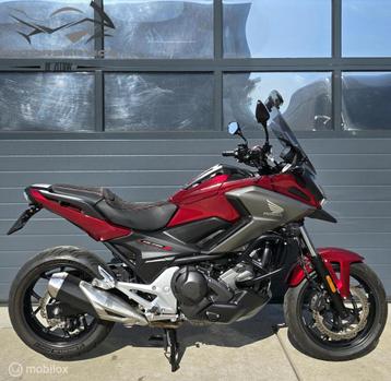 Honda NC750X DCT BJ 2020 beschikbaar voor biedingen