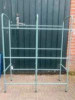 Tectake krattenrek, Ophalen