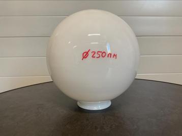 Bol wit tuiinvelichting tuinpilaar 95 / 250 mm diameter beschikbaar voor biedingen