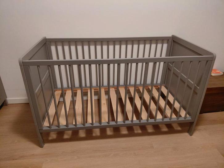 Laurent Petit Amelie Meegroeibed Laurent Grijs, Kinderen en Baby's, Babywiegjes en Ledikanten, Gebruikt, Ledikant, Ophalen