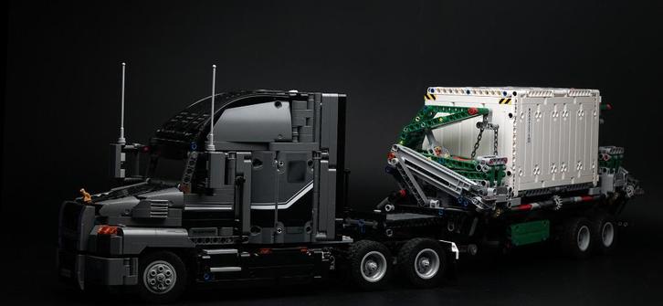 Lego 42078 Mack anthem truck met oplegger en container, Kinderen en Baby's, Speelgoed | Duplo en Lego, Gebruikt, Lego, Complete set
