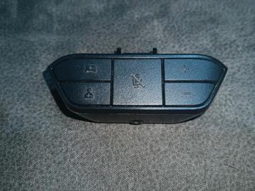 Xbox One Stereo Headset Adapter beschikbaar voor biedingen
