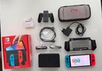 Nintendo Switch OLED met accessoires, Spelcomputers en Games, Spelcomputers | Nintendo Switch, Ophalen, Zo goed als nieuw, Met 2 controllers