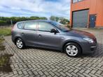 Hyundai i30 1.4i 109pk Blue 2010 / in prijs verlaagd, Voorwielaandrijving, Stof, Zwart, 4 cilinders