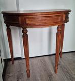 Halfrond (hal) tafeltje., Antiek en Kunst, Antiek | Meubels | Kasten, Ophalen