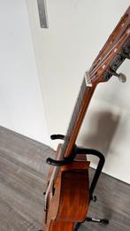 Spaanse gitaar, Ophalen, Klassieke of Spaanse gitaar