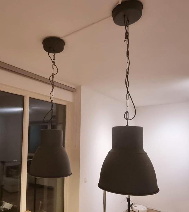 2x Ikea Hektar hanglampen - Goede staat!, Huis en Inrichting, Lampen | Hanglampen, Gebruikt, Minder dan 50 cm, Metaal, Ophalen
