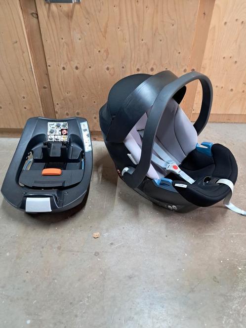 Cybex maxicosi met Isofix adapter, Kinderen en Baby's, Autostoeltjes, Zo goed als nieuw, Maxi-Cosi, Isofix, Ophalen