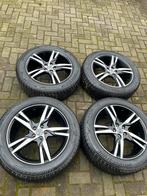 Volvo winterset 235/55R19 bridgestone 8mm! R design xc60, Auto-onderdelen, 19 inch, Gebruikt, Banden en Velgen, 235 mm