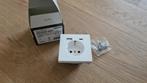 Merten stopcontact met usb a + c, Ophalen of Verzenden, Nieuw