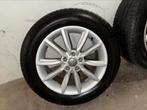 Audi Seat Skoda Volkswagen 17 inch velgen met winterbanden, Ophalen of Verzenden, Gebruikt, Audi