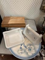 Art Deco Porselein Badkamer Set, wc rol houder etc, Ophalen of Verzenden