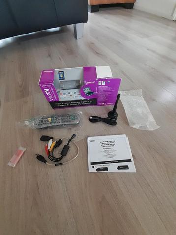 nieuw Dit is een Hauppauge WinTV HVR-900, een hybride USB-tv beschikbaar voor biedingen