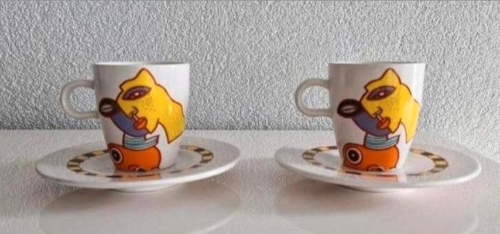 Twee senseomokken met Schotels Clemens Briels, Huis en Inrichting, Keuken | Servies, Zo goed als nieuw, Kop(pen) en/of Schotel(s)