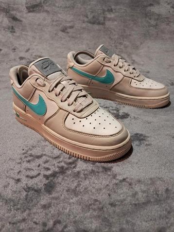 Nike Air Force 1 Premium - Aurora Green Size 37,5 beschikbaar voor biedingen