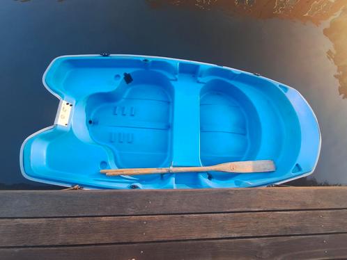 Kunststof roeiboot met fluistermotor - GRATIS AFHALEN!, Watersport en Boten, Kano's, Gebruikt, Ophalen