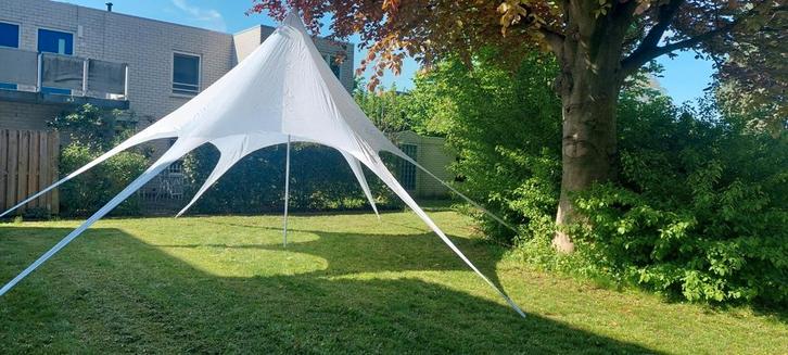 tent huren €40,-, Tuin en Terras, Partytenten, Zo goed als nieuw, Partytent, 8 meter of meer, 6 meter of meer, Ophalen of Verzenden