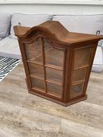 Antieke wand / vitrine kastje, Antiek en Kunst, Antiek | Meubels | Kasten, Ophalen of Verzenden