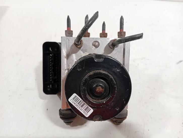 Abs pomp Suzuki Swift, Auto-onderdelen, Remmen en Aandrijving, Suzuki, Gebruikt, Herkomst onderdeel bekend, 12 maanden garantie