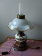Prachtige vintage tafellamp, model olielamp, elektrisch, Antiek en Kunst, Antiek | Lampen, Ophalen