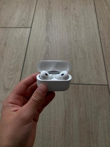 AirPods Pro 2e Gen - Uitstekende Staat! beschikbaar voor biedingen