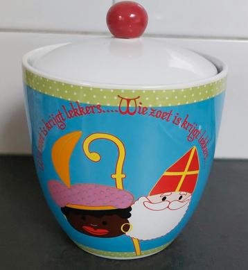 Mooie Sinterklaas en zwarte Piet Pepernotenpot ( blauw) beschikbaar voor biedingen