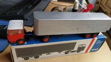 LION CAR DAF 2600 MET EUROTRAILER, i.z.g.st beschikbaar voor biedingen