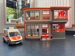 Playmobil Kinderziekenhuis comple,Ambulance+Verlichting&doos, Ophalen of Verzenden, Zo goed als nieuw