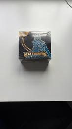 Pokémon mega evolution: Lucario Elite Trainer Box, Ophalen of Verzenden, Nieuw, Boosterbox