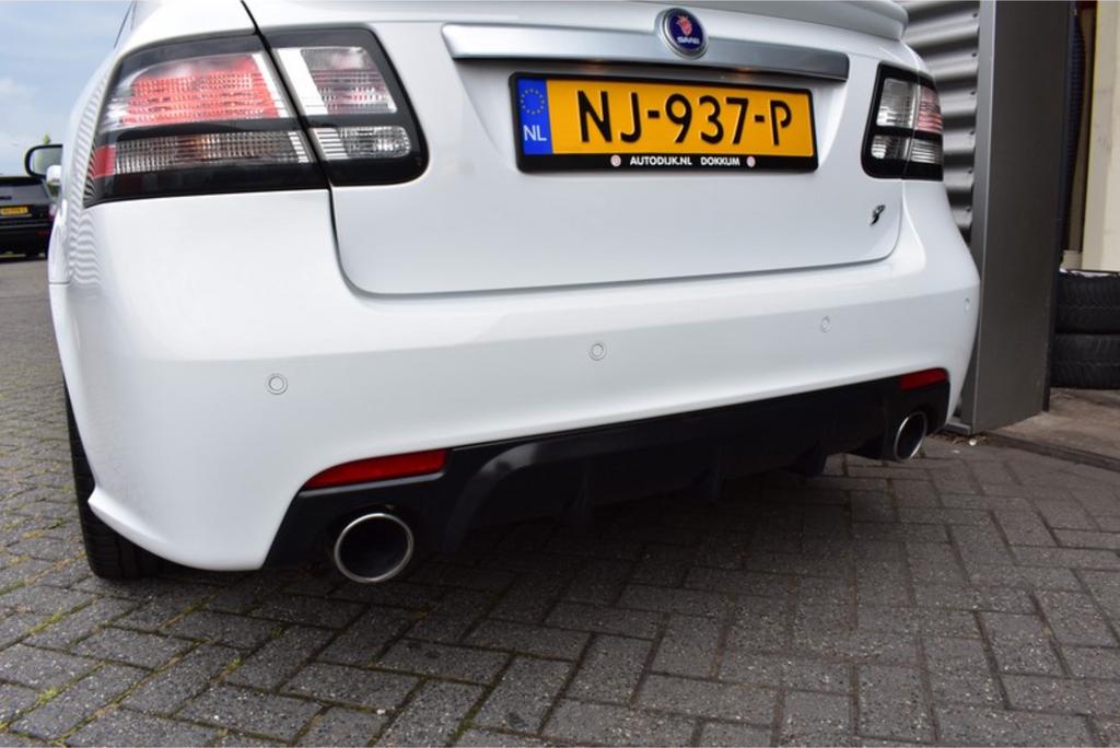 Saab 9-3 1.9 TID 155pk Sport Sedan 2011 Wit, Auto's, Saab, Voorwielaandrijving, Euro 5, Zwart, 1465 kg