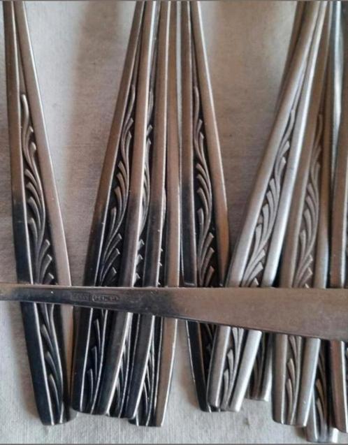 Gero Zilmeta relief slingerende blaadjes model 521 Takje, Huis en Inrichting, Keuken | Bestek, Gebruikt, Rvs of Chroom, Ophalen of Verzenden