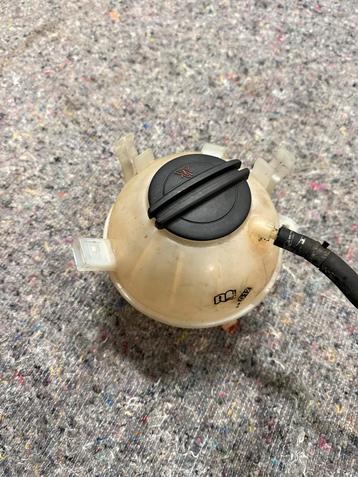 Volkswagen Golf Touran Passat Caddy Koelvloeistof reservoir beschikbaar voor biedingen