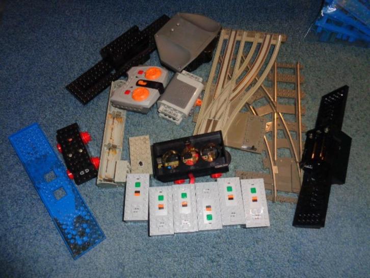 Partij A286=Lego trein onderdelen B-KEUS gelekt !, Kinderen en Baby's, Speelgoed | Duplo en Lego, Gebruikt, Lego, Losse stenen