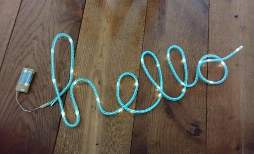 Het woord: hello ..... met licht / lampjes, Huis en Inrichting, Woonaccessoires | Overige, Gebruikt, Ophalen of Verzenden