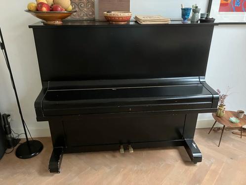 Piano Knauss Koblenz - zwart - TIJDLOOS DESIGN, Muziek en Instrumenten, Piano's, Zwart, Ophalen