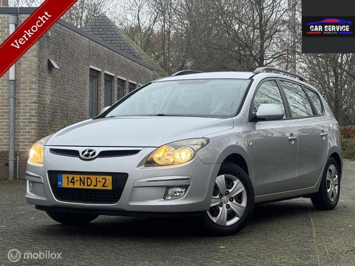 Hyundai i30 CW 1.6i Dynamic Business/NAP/APK/PDC/TREKHAAK/DO, Auto's, Hyundai, Bedrijf, i30, ABS, Airbags, Airconditioning, Alarm