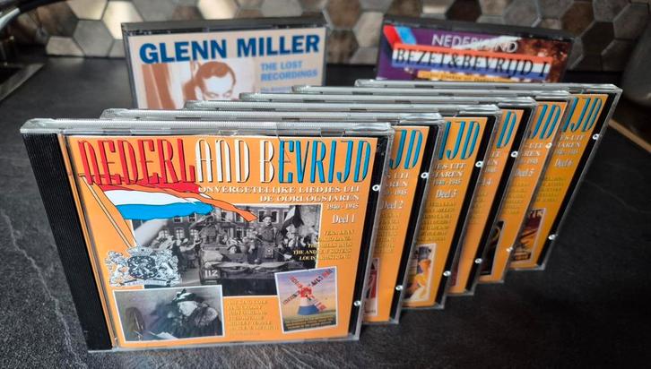8 stuks Glen Miller Nederland bevrijd / bezet bevrijd 40-45, Cd's en Dvd's, Cd's | Overige Cd's, Zo goed als nieuw, Ophalen